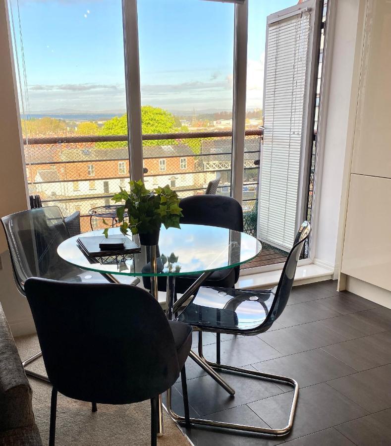 City Centre Chester Waterways Apartment Bagian luar foto