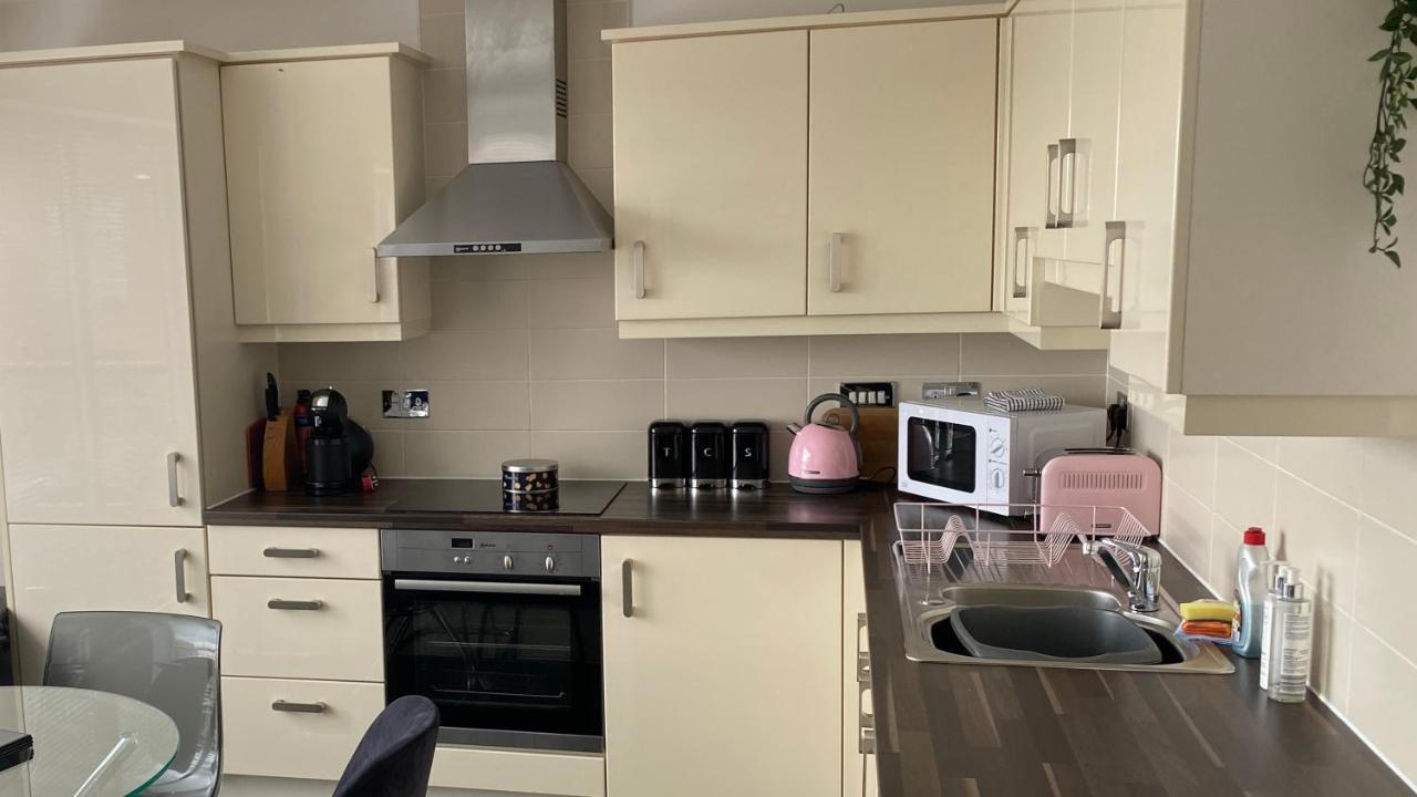 City Centre Chester Waterways Apartment Bagian luar foto