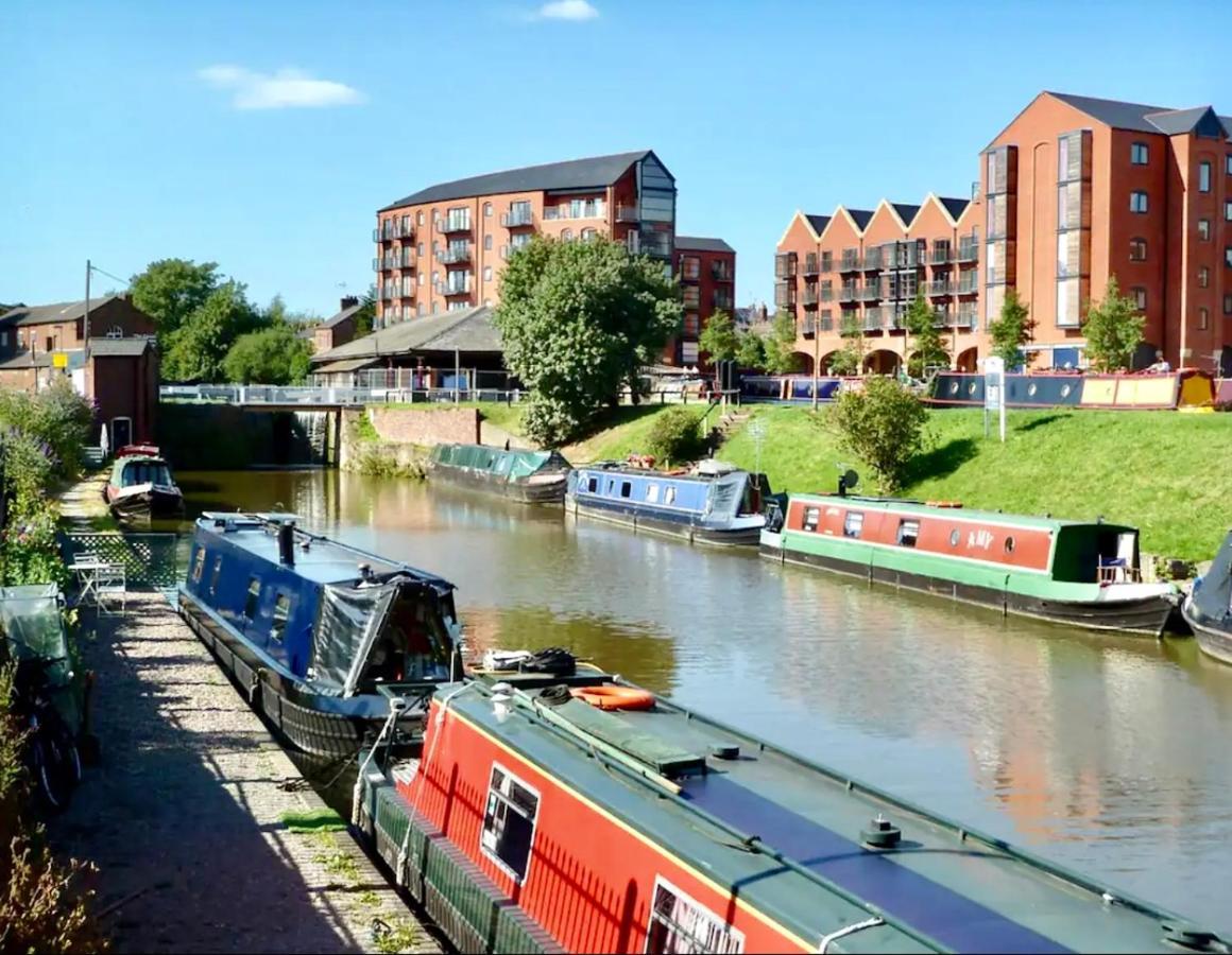 City Centre Chester Waterways Apartment Bagian luar foto