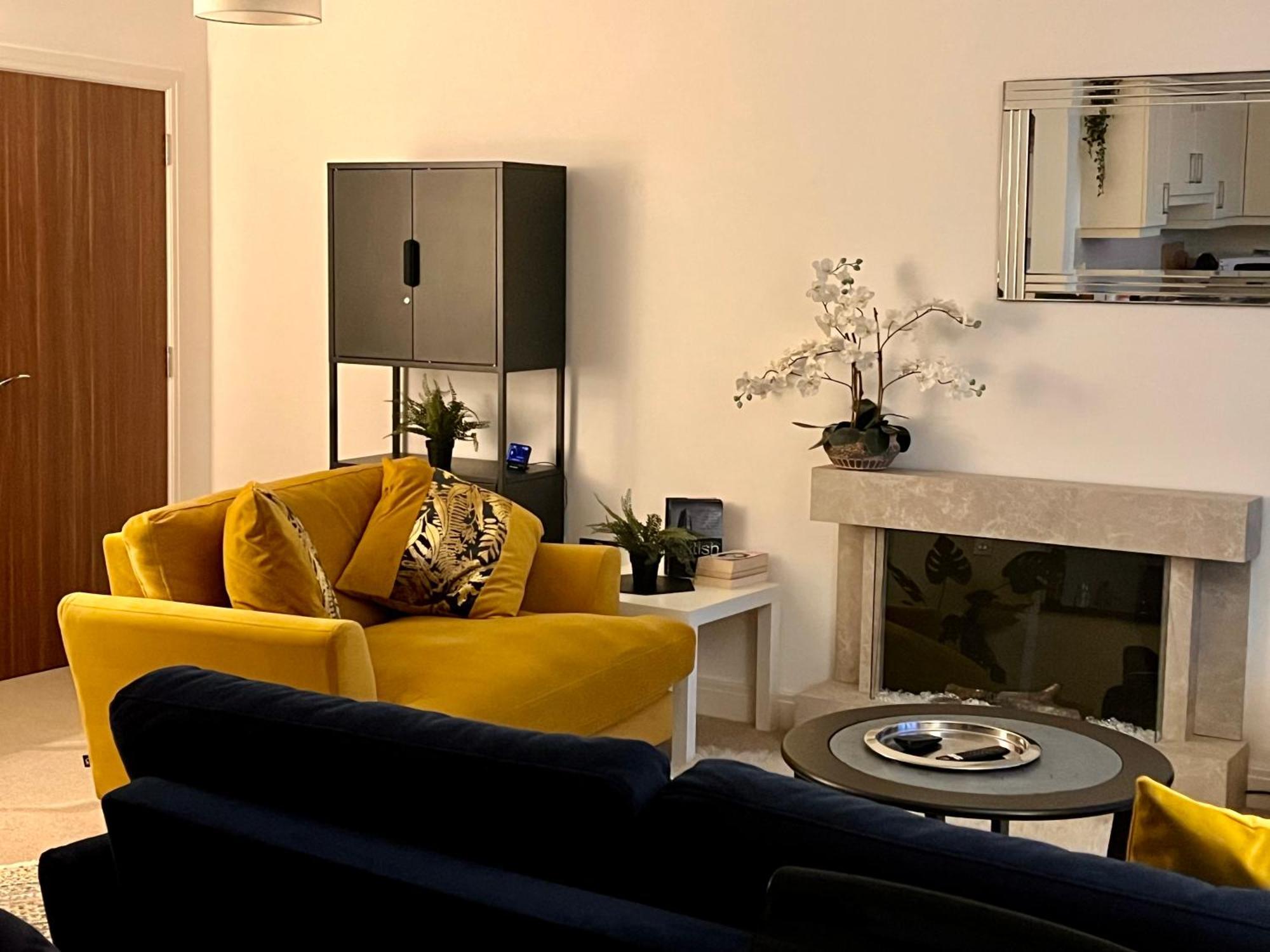 City Centre Chester Waterways Apartment Bagian luar foto